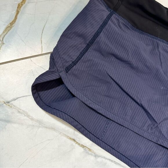 Lululemon | size 8 Speed Up Low-Rise Lined Short 2.5" - Picture 5 of 6